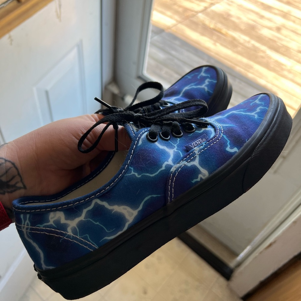 Brand NEW VANS!